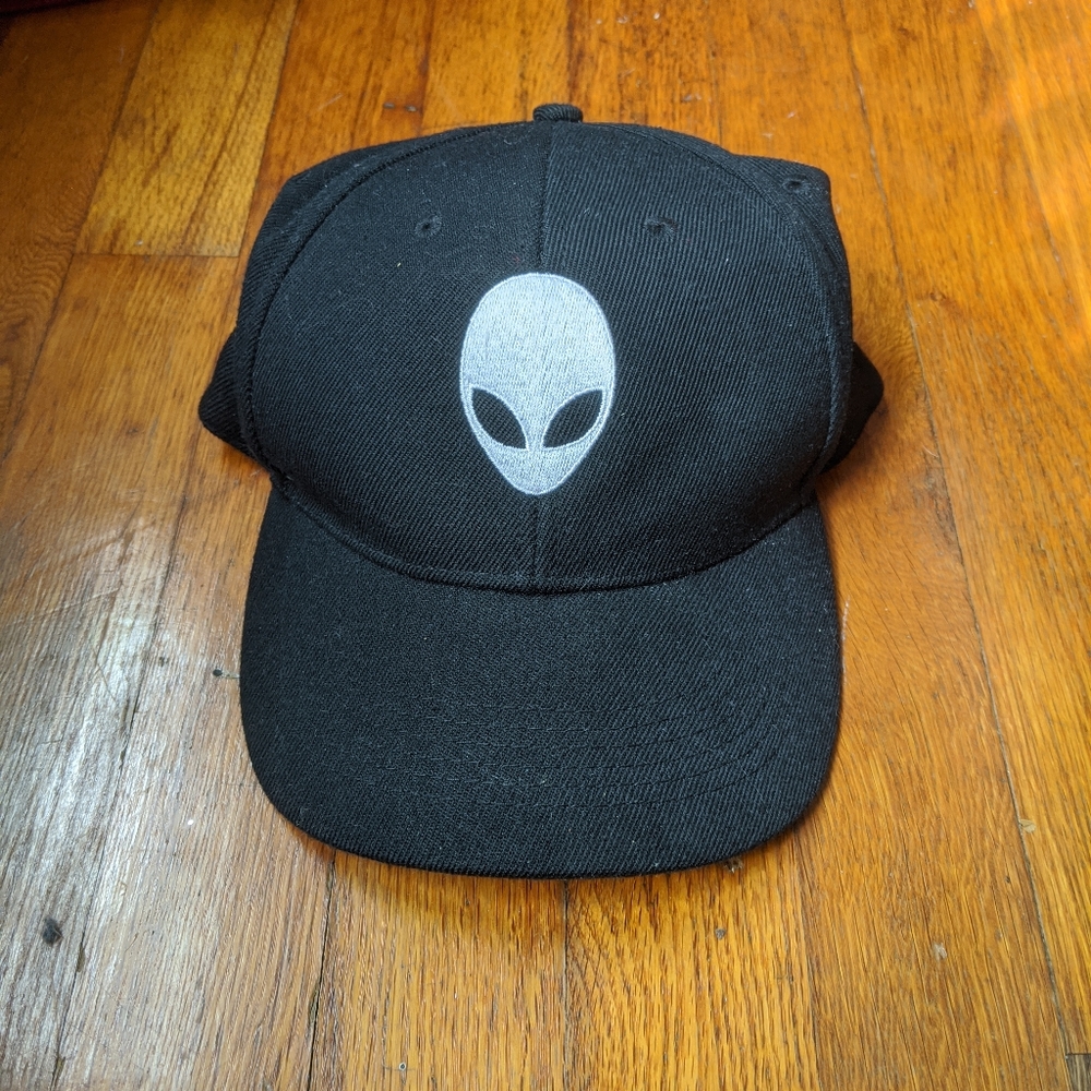 Alien black hat / cap